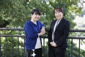 左から、ふなのかわせいこさん、つきはしともこさん